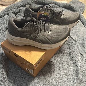 Asics Men’s Gel-Kayano 30